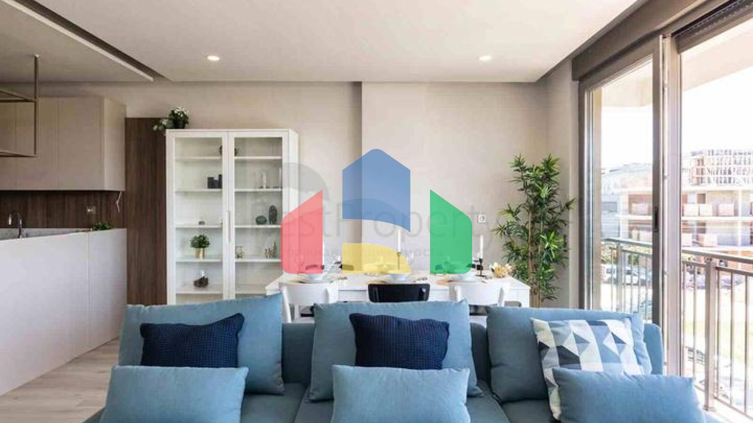 Новий житловий комплекс в районі Лара-Анталія