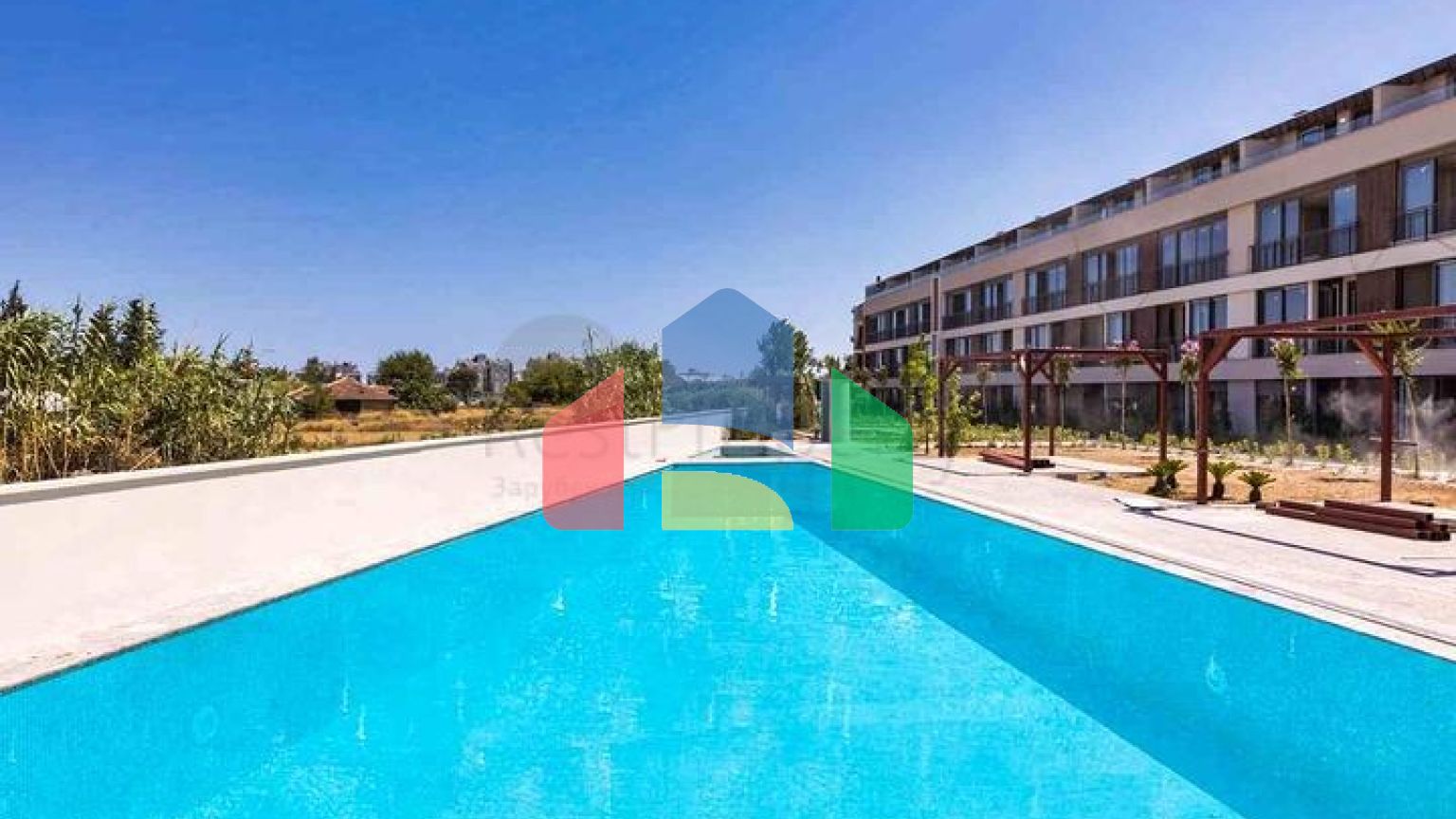 Новий житловий комплекс в районі Лара-Анталія