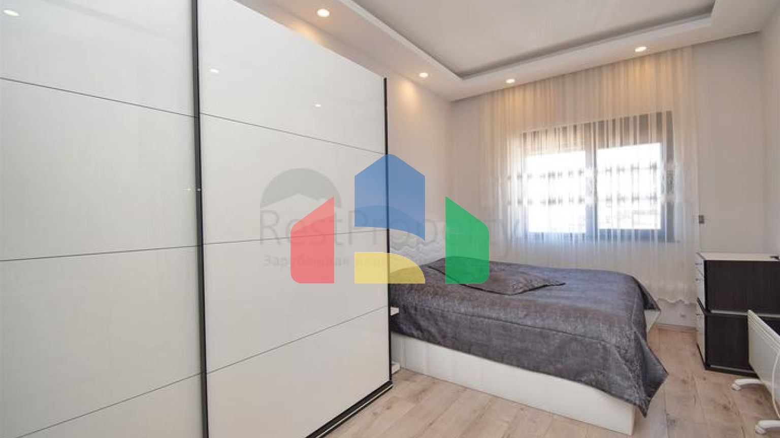 Квартира планування 3 + 1 в мікрорайоні Гюзельоба - Анталія