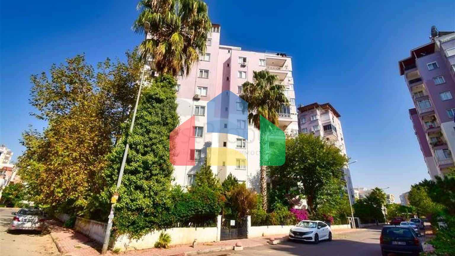 Квартира планування 3 + 1 в мікрорайоні Гюзельоба - Анталія