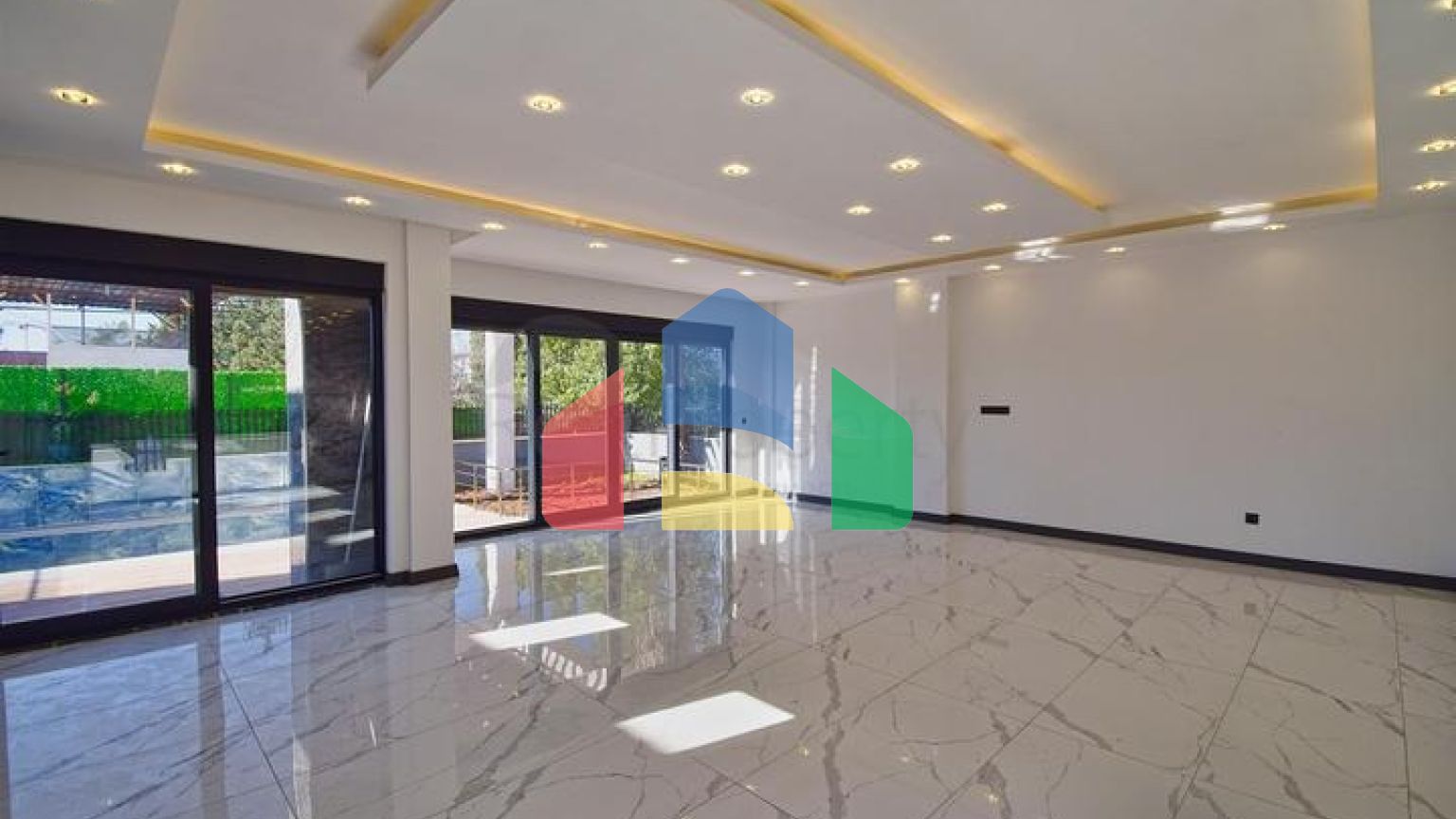 Вилла планировки 5+1 в районе Лара - Анталия