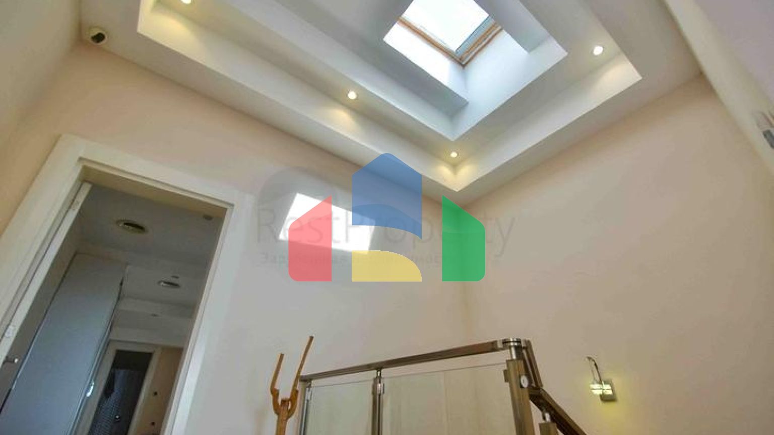 Квартира планування 5 + 1 в мікрорайоні Лара - Анталія