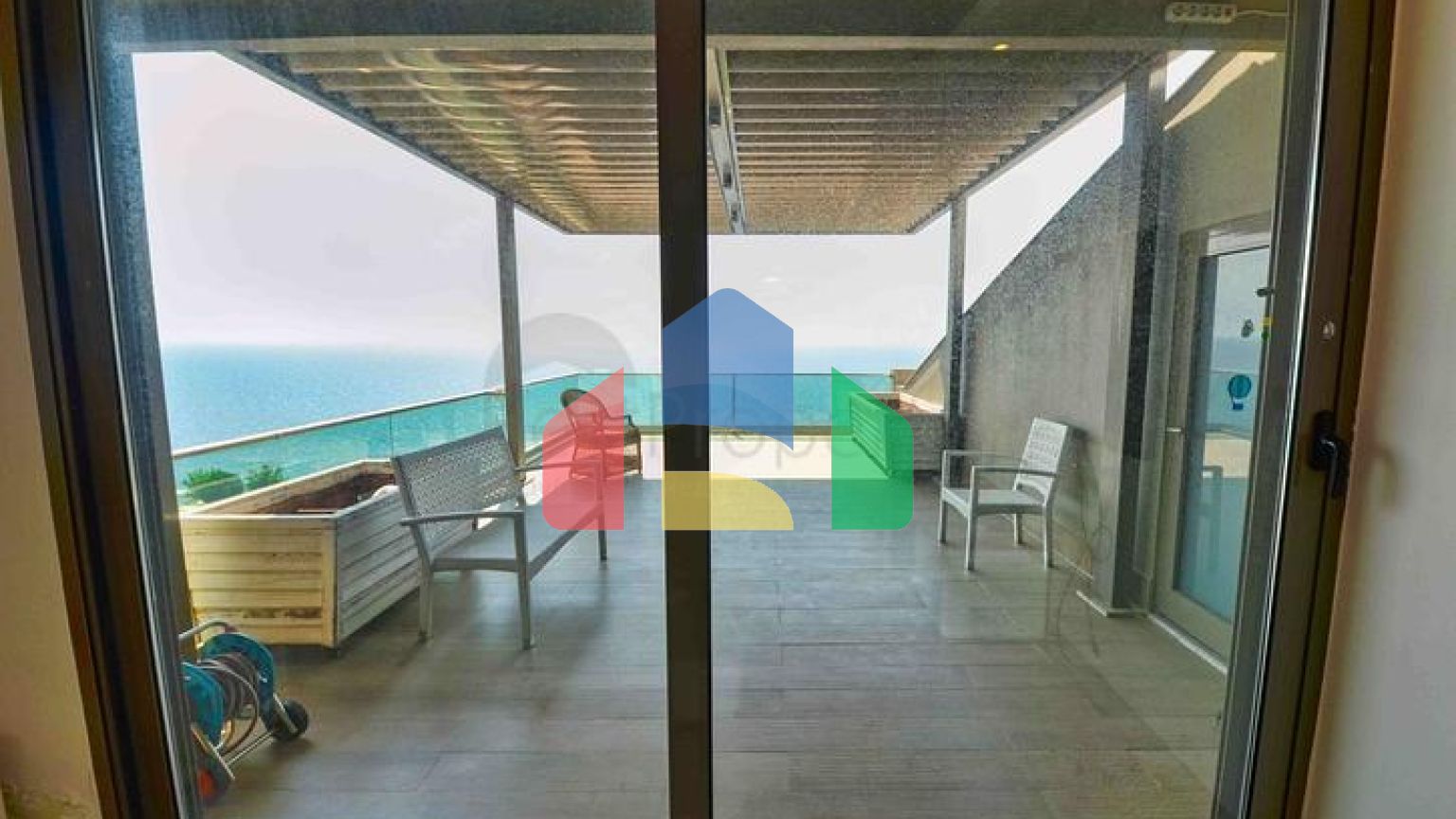 Квартира планування 5 + 1 в мікрорайоні Лара - Анталія