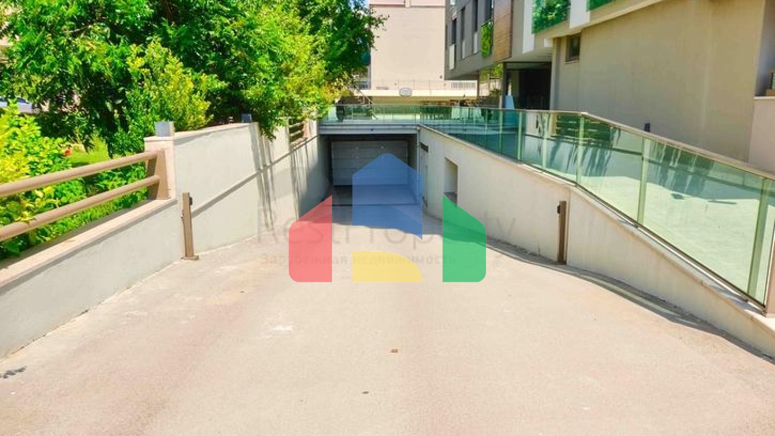 Квартира планування 5 + 1 в мікрорайоні Лара - Анталія