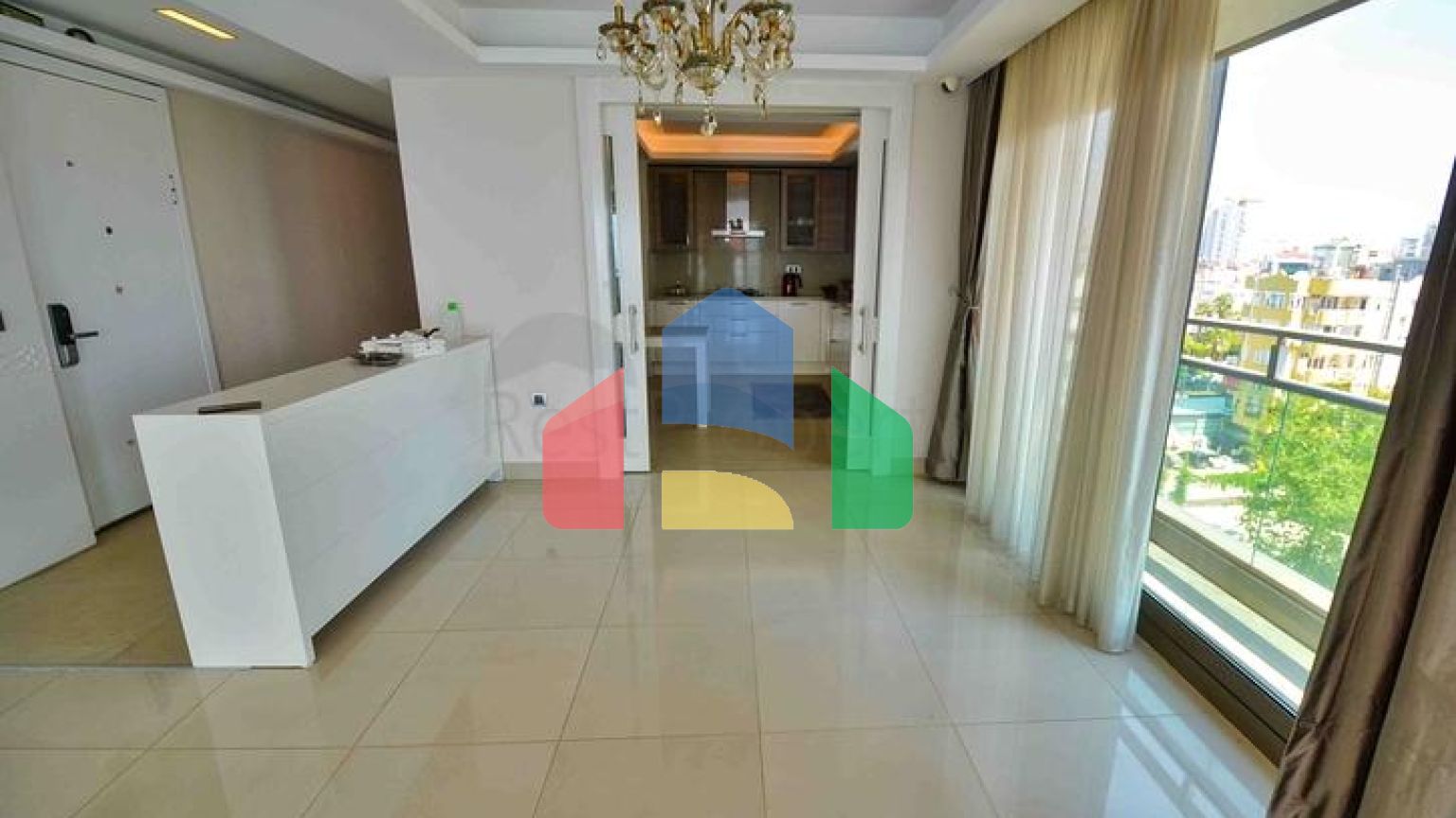 Квартира планування 5 + 1 в мікрорайоні Лара - Анталія