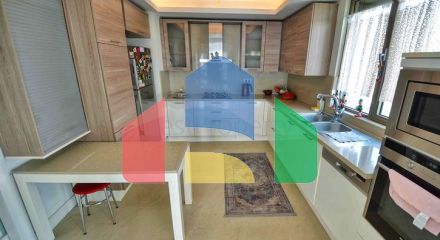 Квартира планування 5 + 1 в мікрорайоні Лара - Анталія