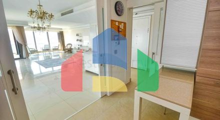 Квартира планування 5 + 1 в мікрорайоні Лара - Анталія