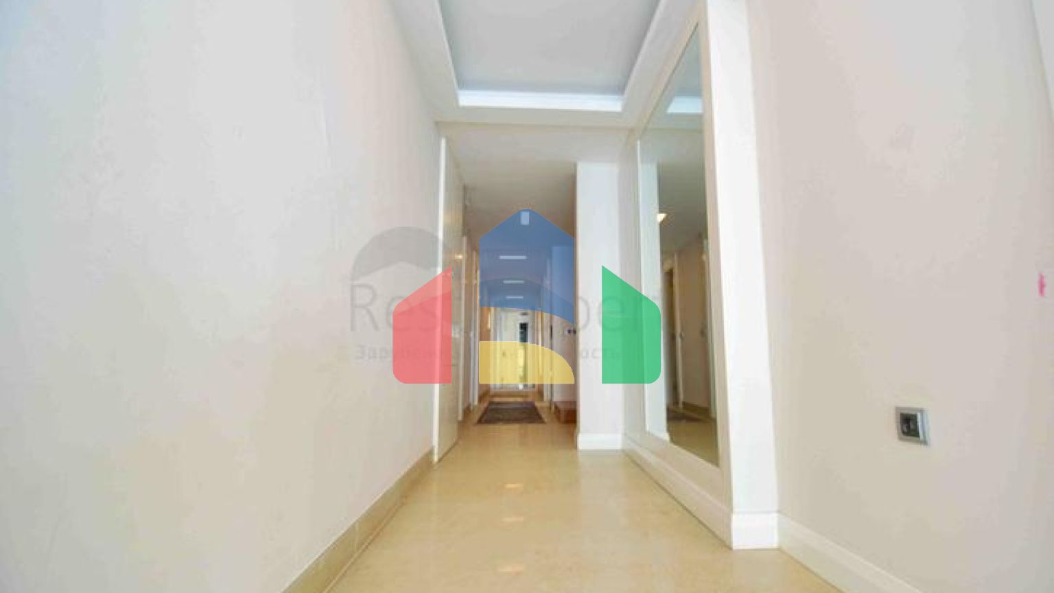 Квартира планування 5 + 1 в мікрорайоні Лара - Анталія