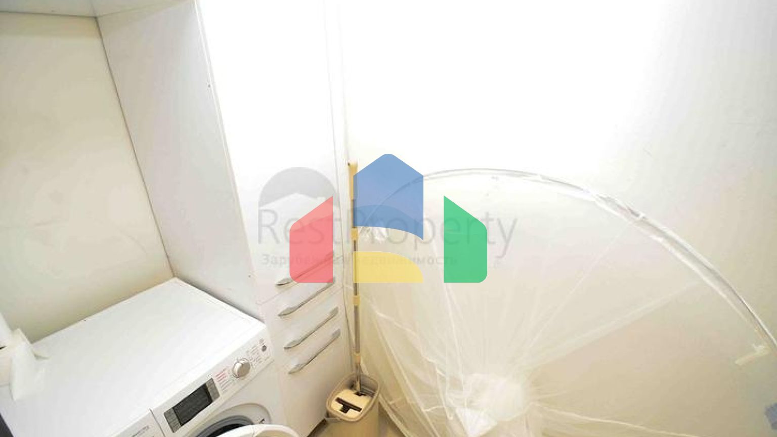 Квартира планування 5 + 1 в мікрорайоні Лара - Анталія