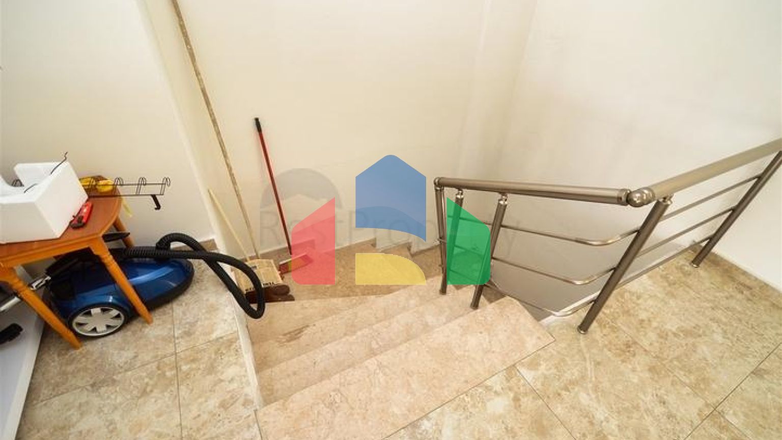 Квартира планировки 3+1 дуплекс в микрорайоне Гузельоба - Анталия