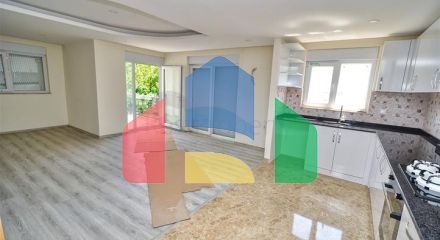 Квартира планировки 3+1 дуплекс в микрорайоне Гузельоба - Анталия