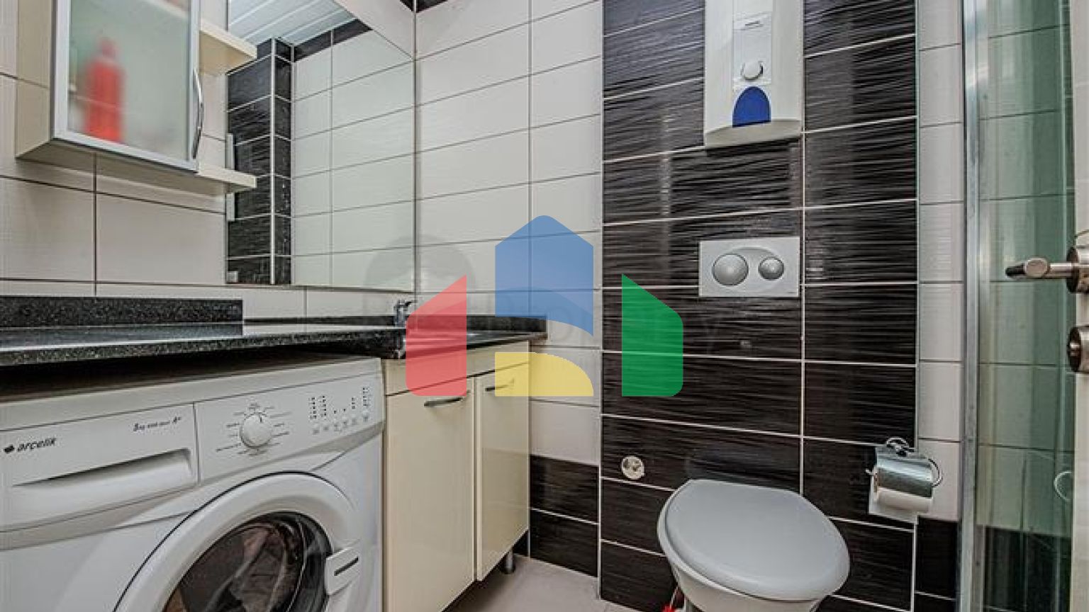 Затишна мебльована квартира з багатою інфраструктурою в мальовничому районі Авсаллар