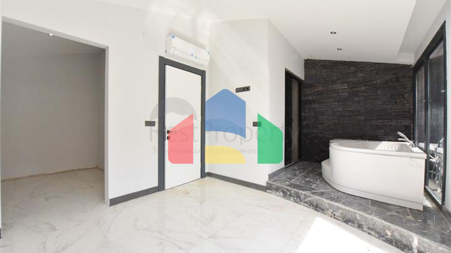 Вілла 4 + 1 для великої родини