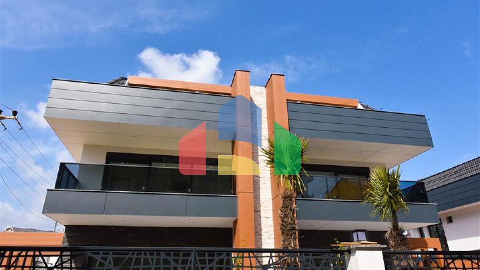 Вілла 4 + 1 для великої родини