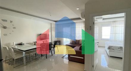 Квартира 1 + 1 в популярному житловому комплексі в районі Авсаллар
