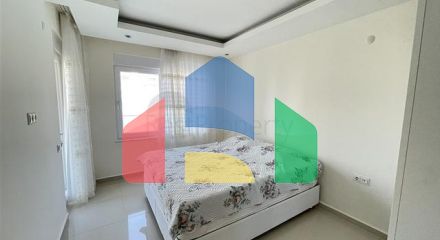 Квартира 1 + 1 в популярному житловому комплексі в районі Авсаллар