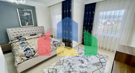 Просторий пентхаус 3 + 1 в районі Авсаллар