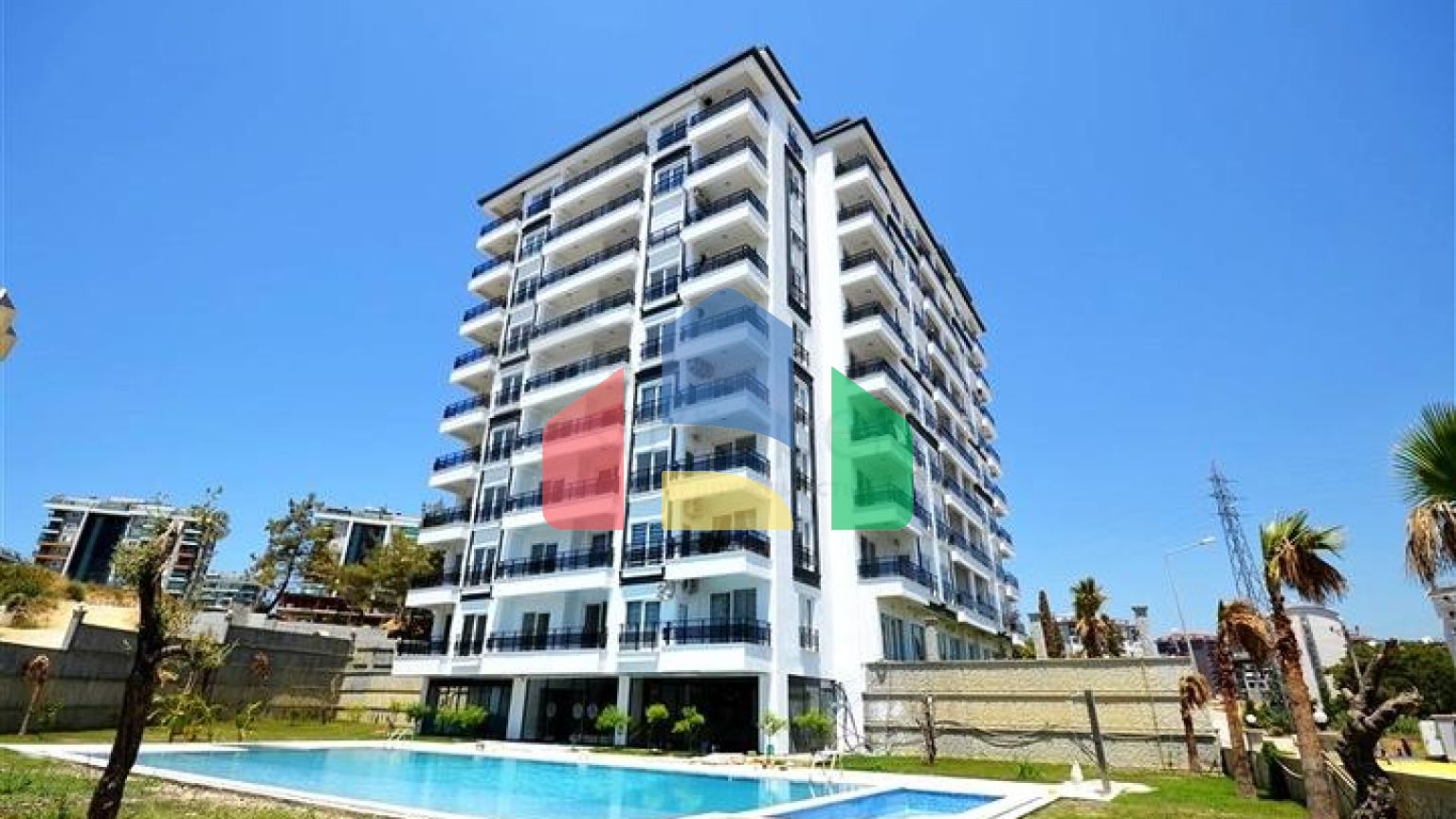 Меблированная двухкомнатная квартира планировки 1+1