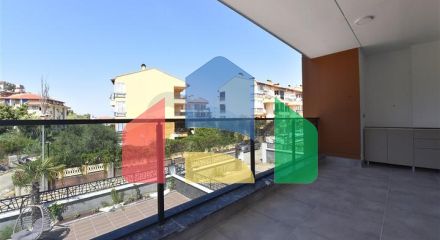 Вілла з басейном в районі Авсаллар