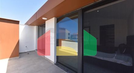 Вілла з басейном в районі Авсаллар