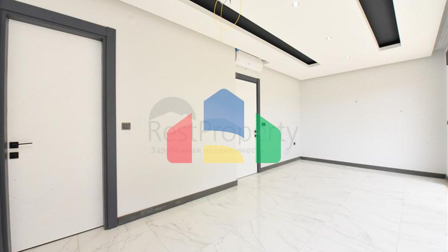 Вілла з басейном в районі Авсаллар