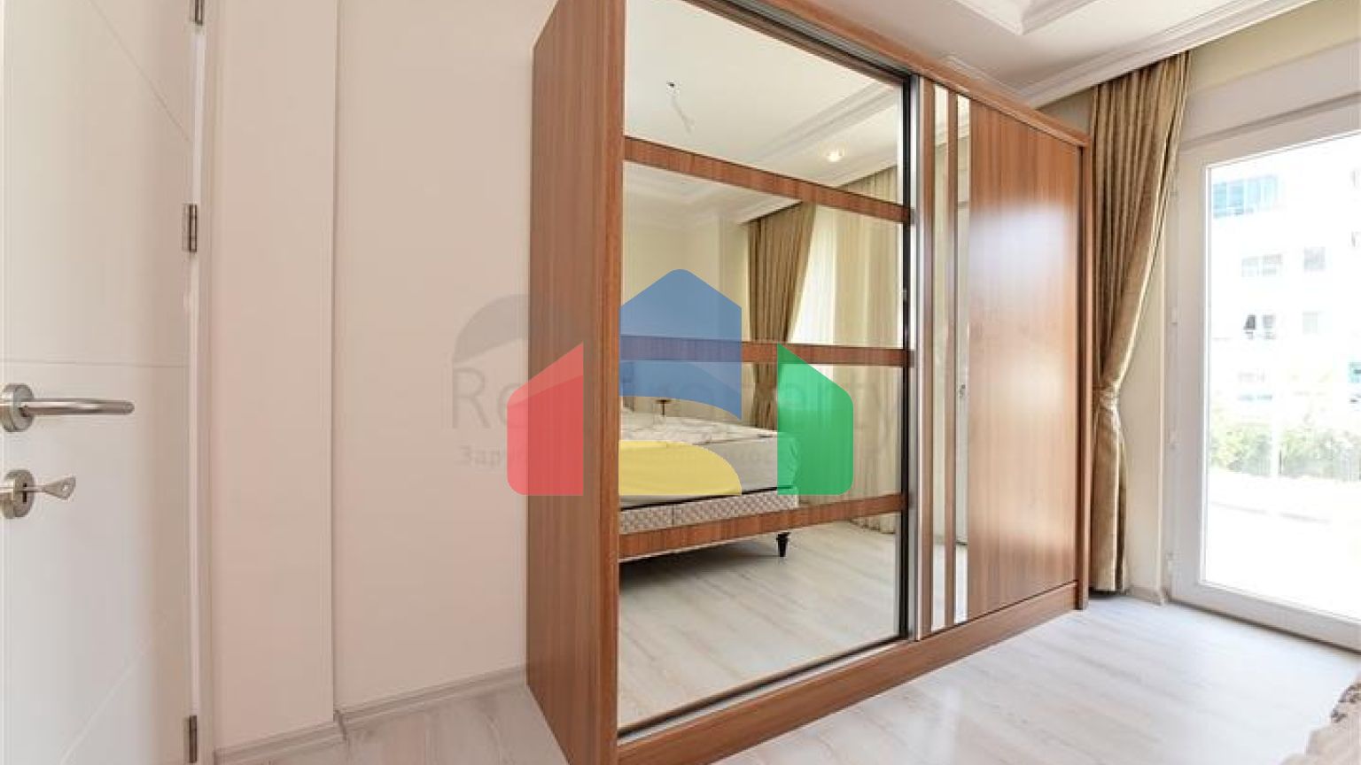 Апартаменти 2 + 1 в районі Авсаллар