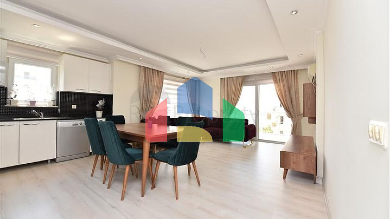 Апартаменти 2 + 1 в районі Авсаллар