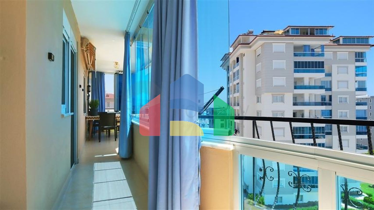 Уютная квартира 2+1 с видом на море в благоустроенном районе Авсаллар