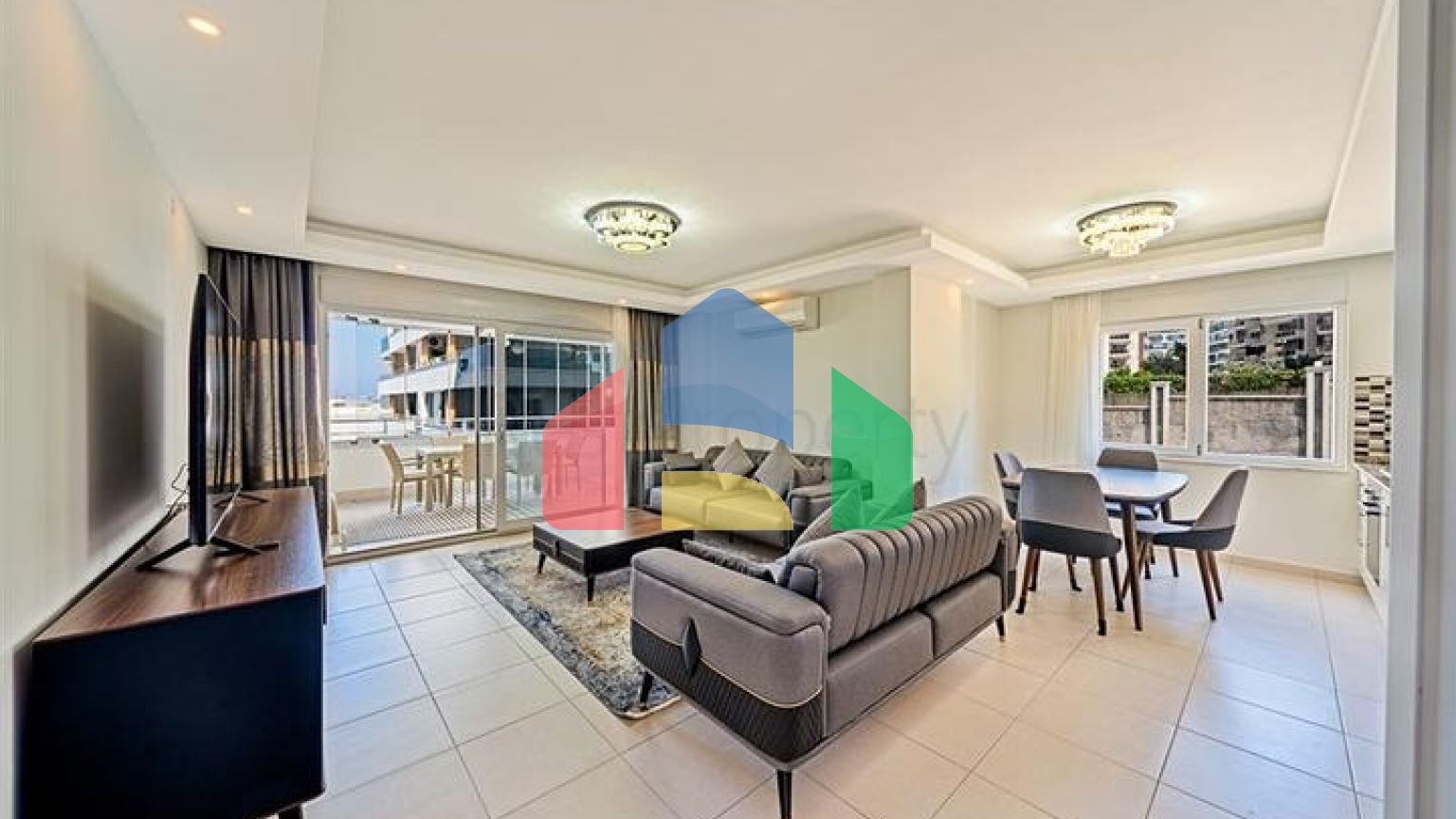 Меблированная трехкомнатная квартира в ЖК с богатой инфраструктурой