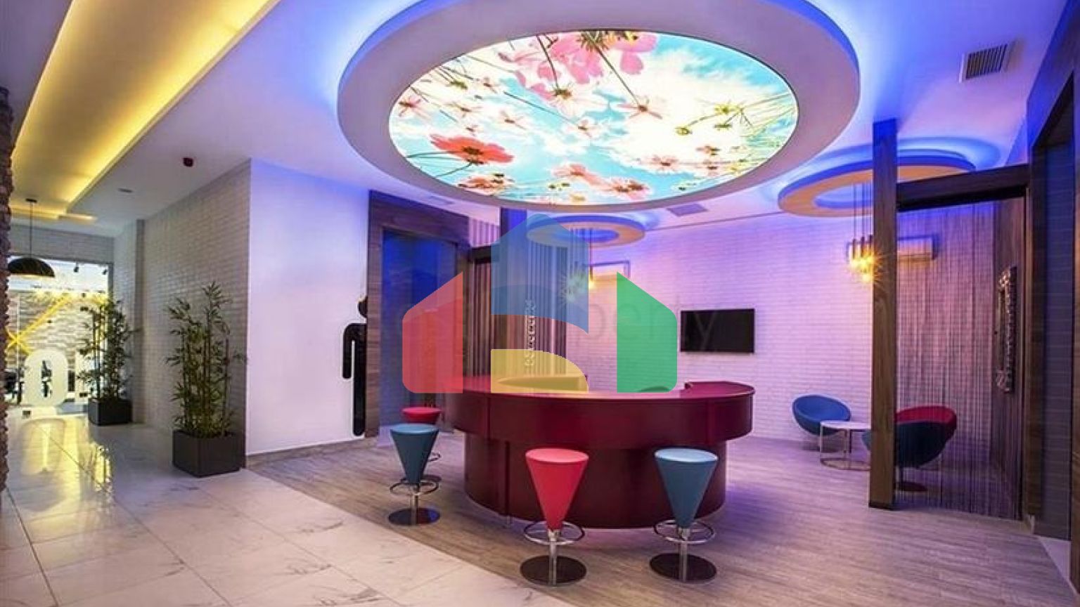 Меблированная трехкомнатная квартира в ЖК с богатой инфраструктурой