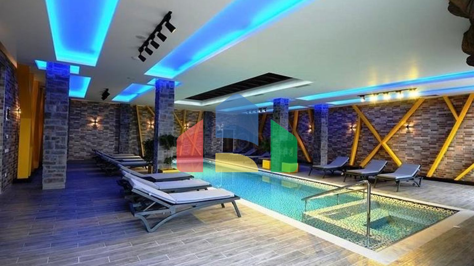 Меблированная трехкомнатная квартира в ЖК с богатой инфраструктурой