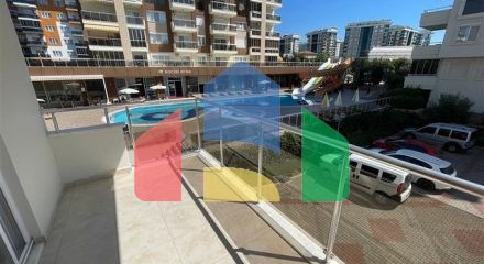 Простора мебльована квартира з курортною інфраструктурою в мальовничому районі Авсаллар Простора мебльована квартира з курортною інфраструктурою в мальовничому районі Авсаллар