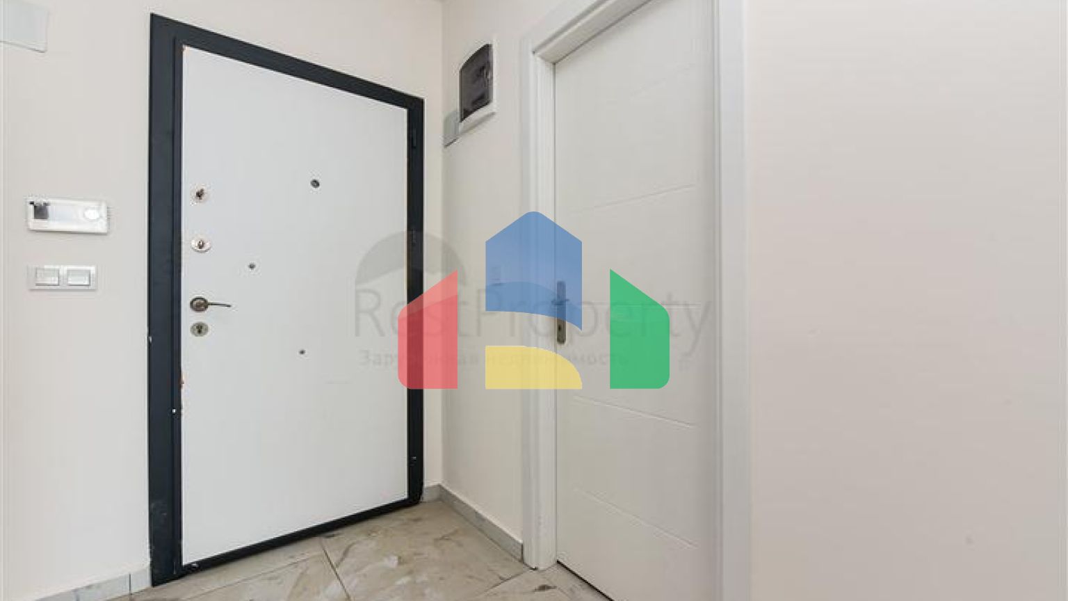 Двухкомнатная квартира в новом доме в районе Авсаллар