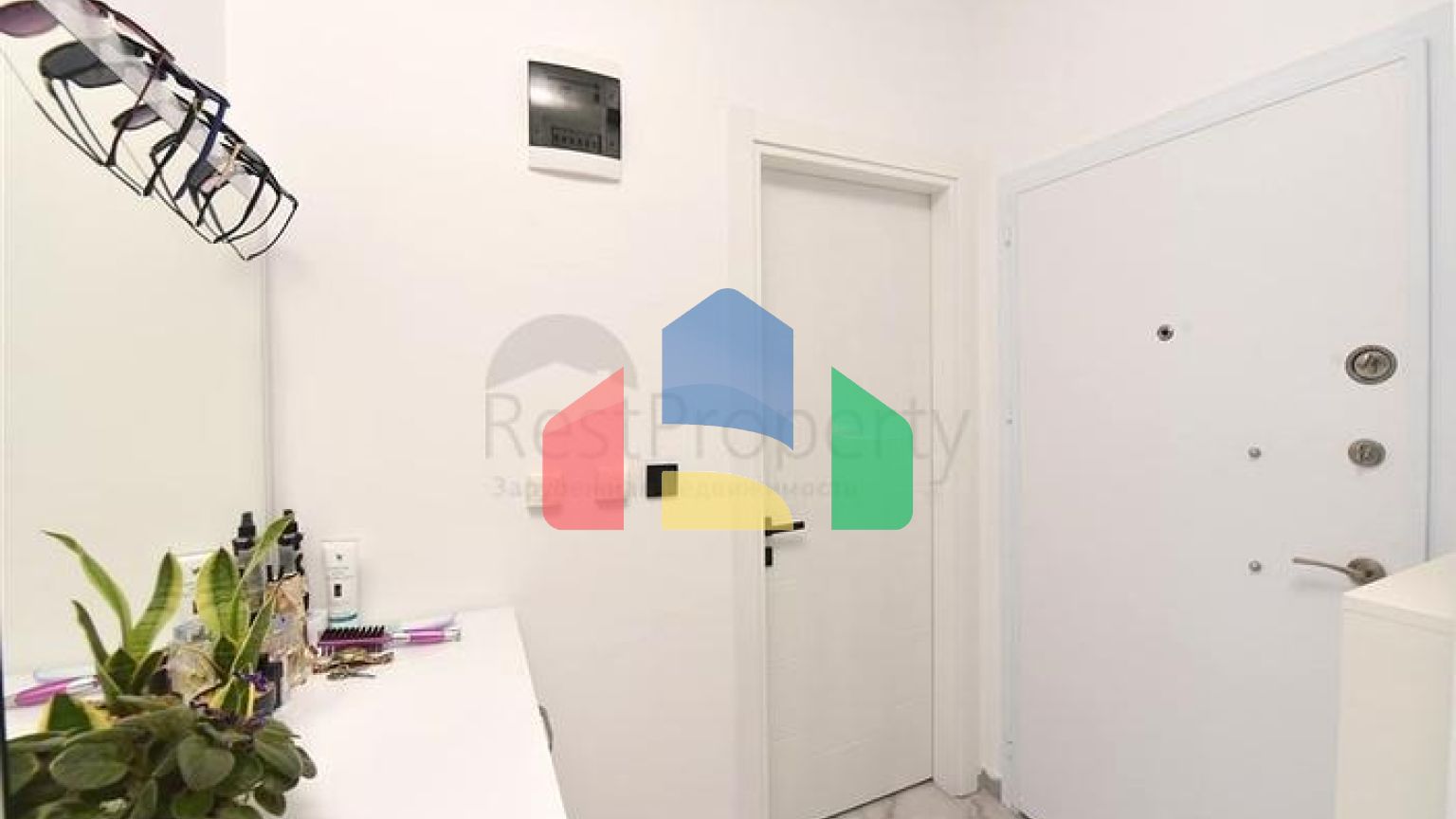 Двокімнатна мебльована квартира в комплексі в сосновому бору