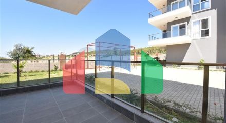 Квартира 2+1 с мебелью и техникой в новом комплексе в районе Инжекум