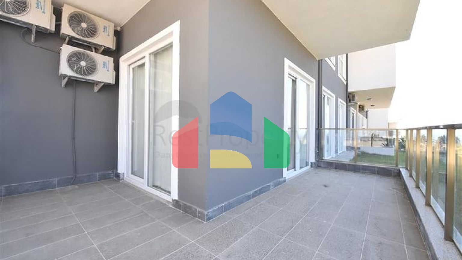 Квартира 2+1 с мебелью и техникой в новом комплексе в районе Инжекум