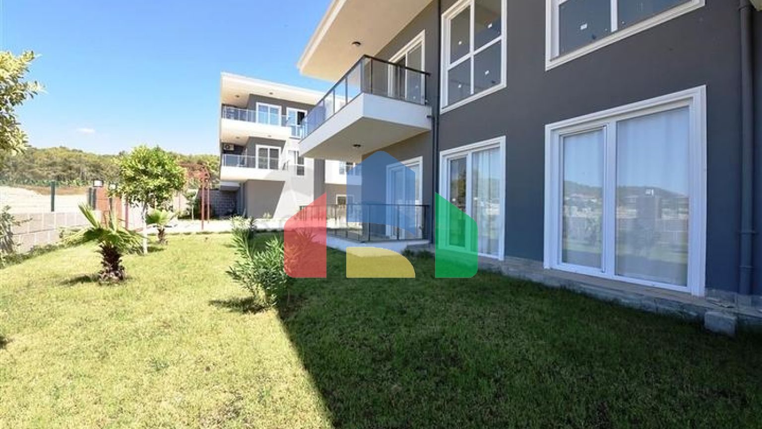 Квартира 2+1 с мебелью и техникой в новом комплексе в районе Инжекум