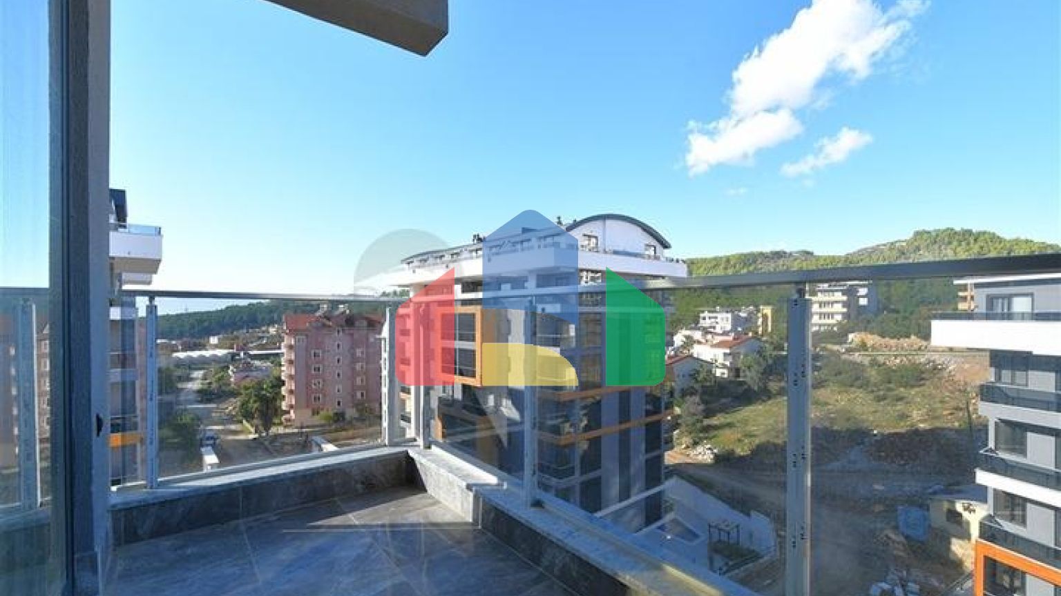 Затишна квартира 1 + 1 в районі Авсаллар