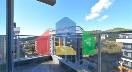 Затишна квартира 1 + 1 в районі Авсаллар