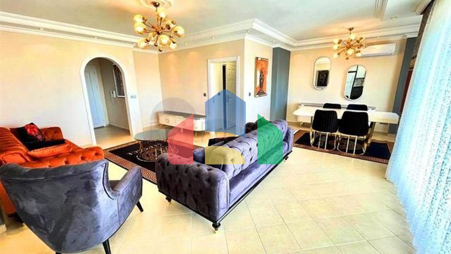 Просторі апартаменти 3 + 1 в районі Авсаллар