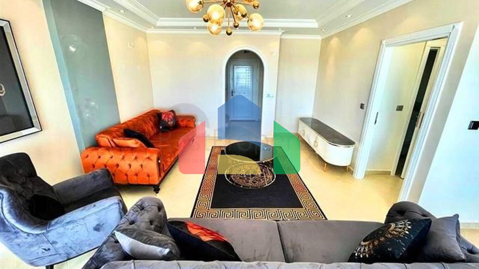 Просторі апартаменти 3 + 1 в районі Авсаллар