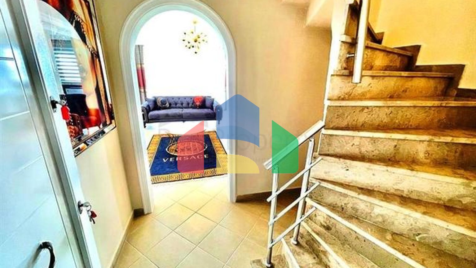 Просторі апартаменти 3 + 1 в районі Авсаллар