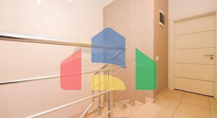 Просторная квартира 4+1 в районе Авсаллар