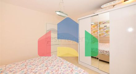 Простора квартира 4 + 1 в районі Авсаллар