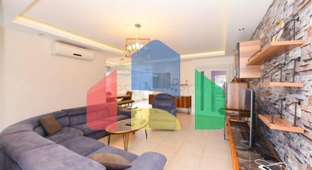 Простора квартира 4 + 1 в районі Авсаллар