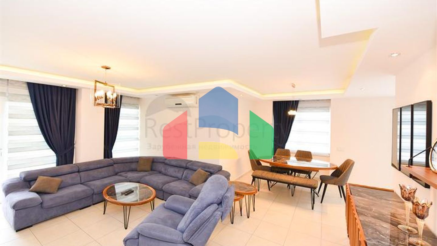 Простора квартира 4 + 1 в районі Авсаллар