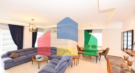 Простора квартира 4 + 1 в районі Авсаллар