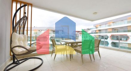 Простора квартира 4 + 1 в районі Авсаллар