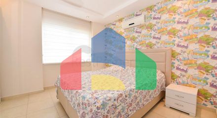 Простора квартира 4 + 1 в районі Авсаллар