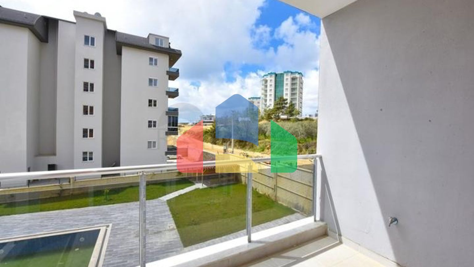 Новая квартира 1+1 в популярном районе Авсаллар